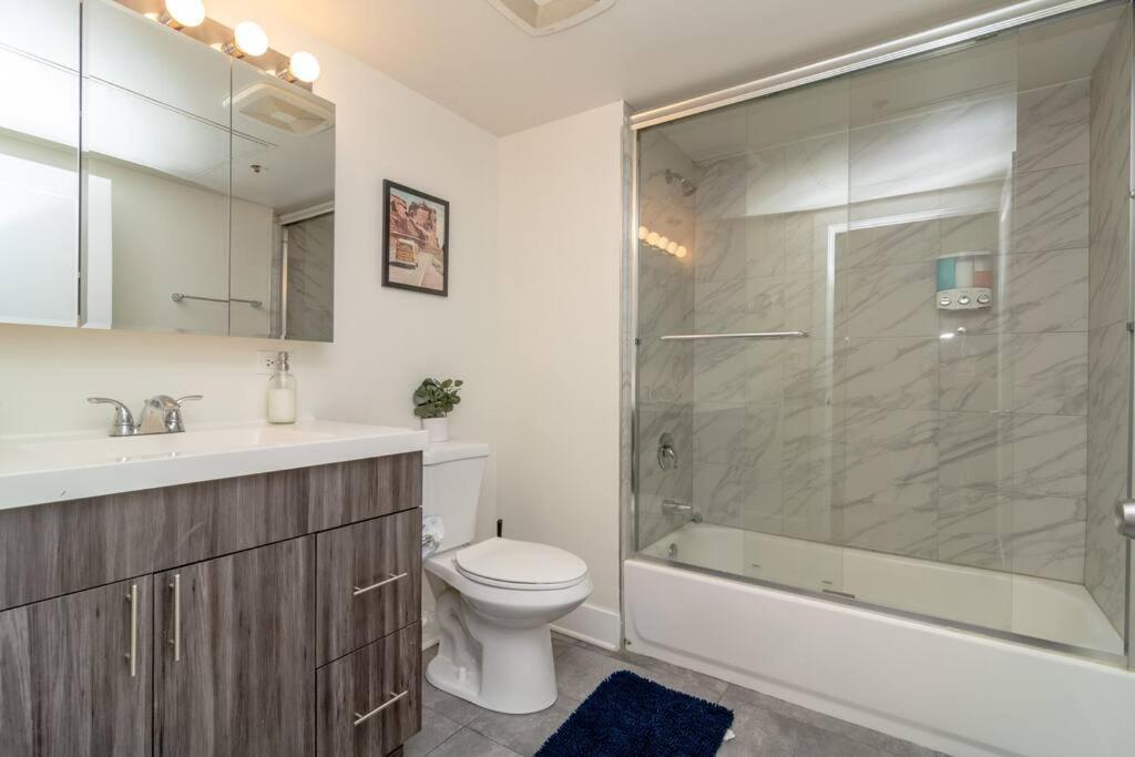 Mccormick Place Beautiful 2Br Apartment With Optional Parking Sleeps Up To 8 Near Soldier Field, Grant Park And Lakefront Trail Chicago Exterior foto